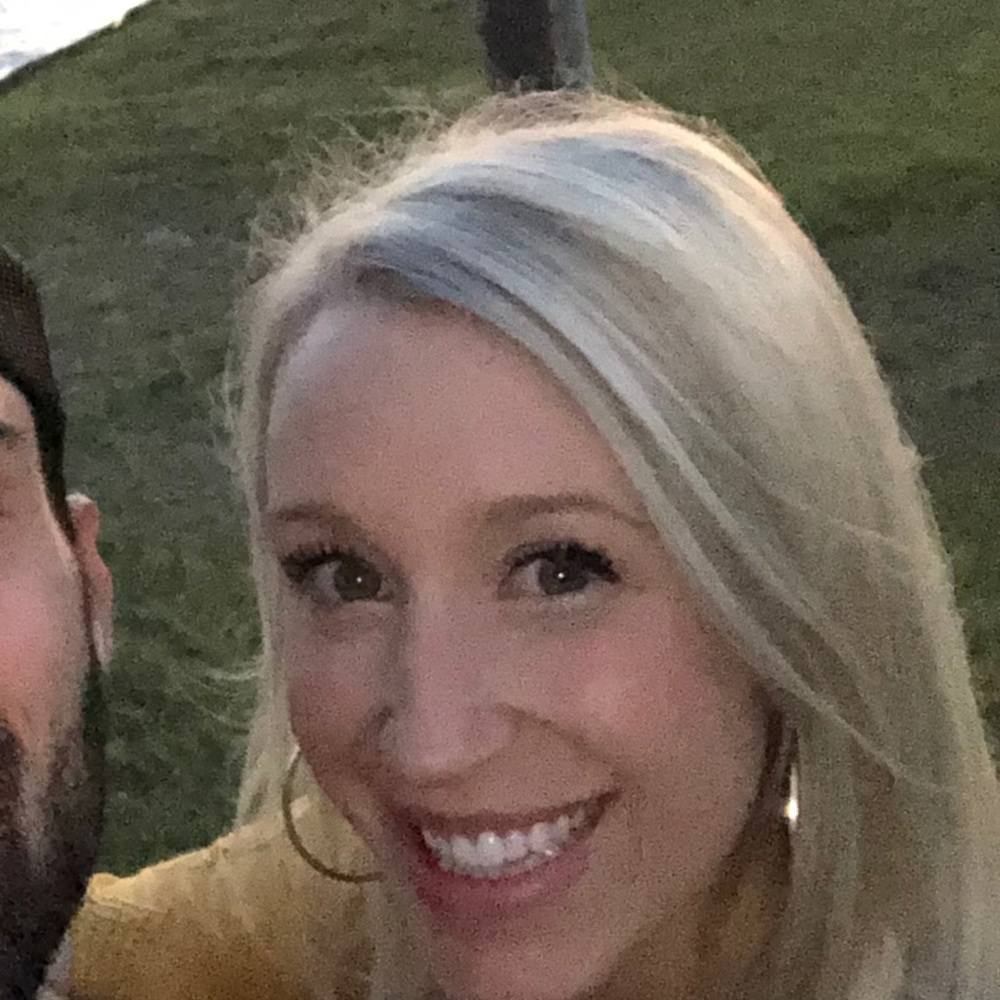 Meet your Posher, Lauren